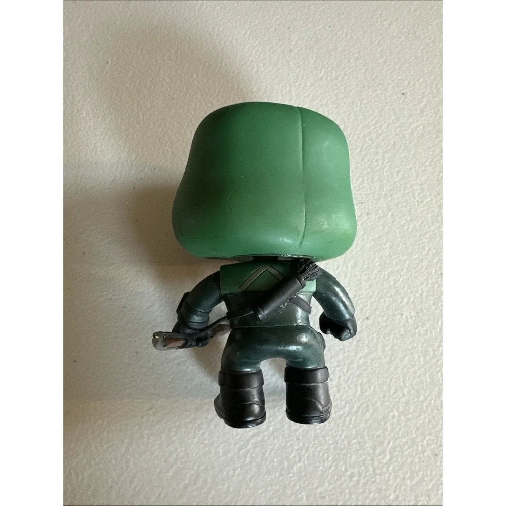 Funko Pop! DC Heroes TV: Arrow - The Green Arrow w/ Hood #299 Vinyl Figure